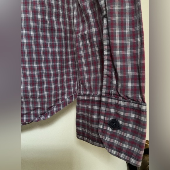 CARHARTT Pink Gray Ruffle Plaid Check Button Up Front Collared Shirt Size M - Picture 6 of 9